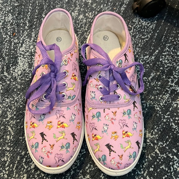 Hot Topic Shoes - NWOT Pokémon Eeveeloutions shoes, purple, size 10, NWOT